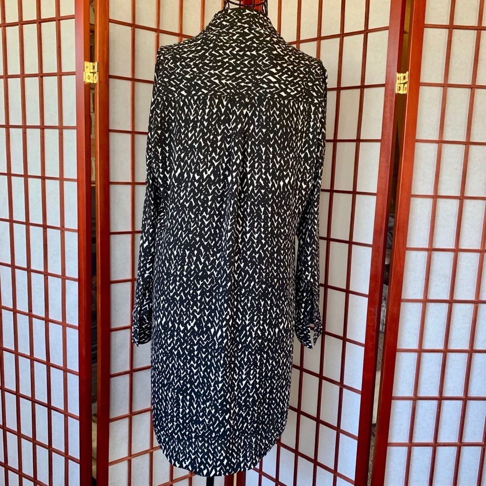 Express Patterned Shift Button Down Midi - image 2